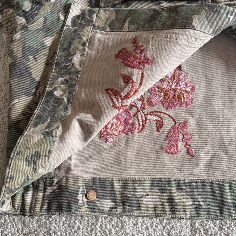 Pilcro Embroidered Utility Jacket Anthropologie - Picture 10 of 15